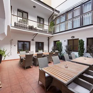 3* Bed and breakfast Old House