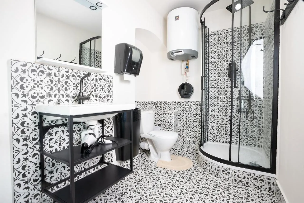 White Wolf House Hostel & Apartments Praga República Checa