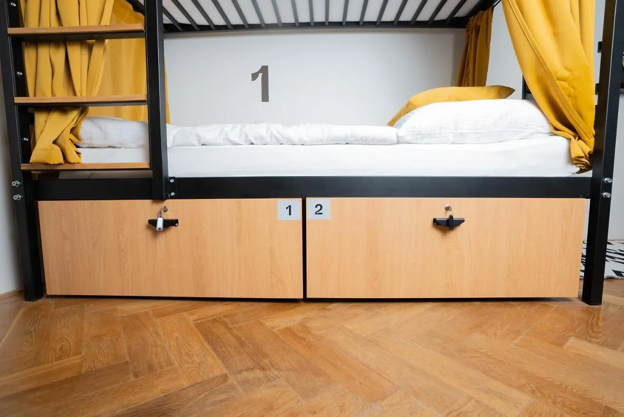 White Wolf House Hostel & Apartments Praga República Checa