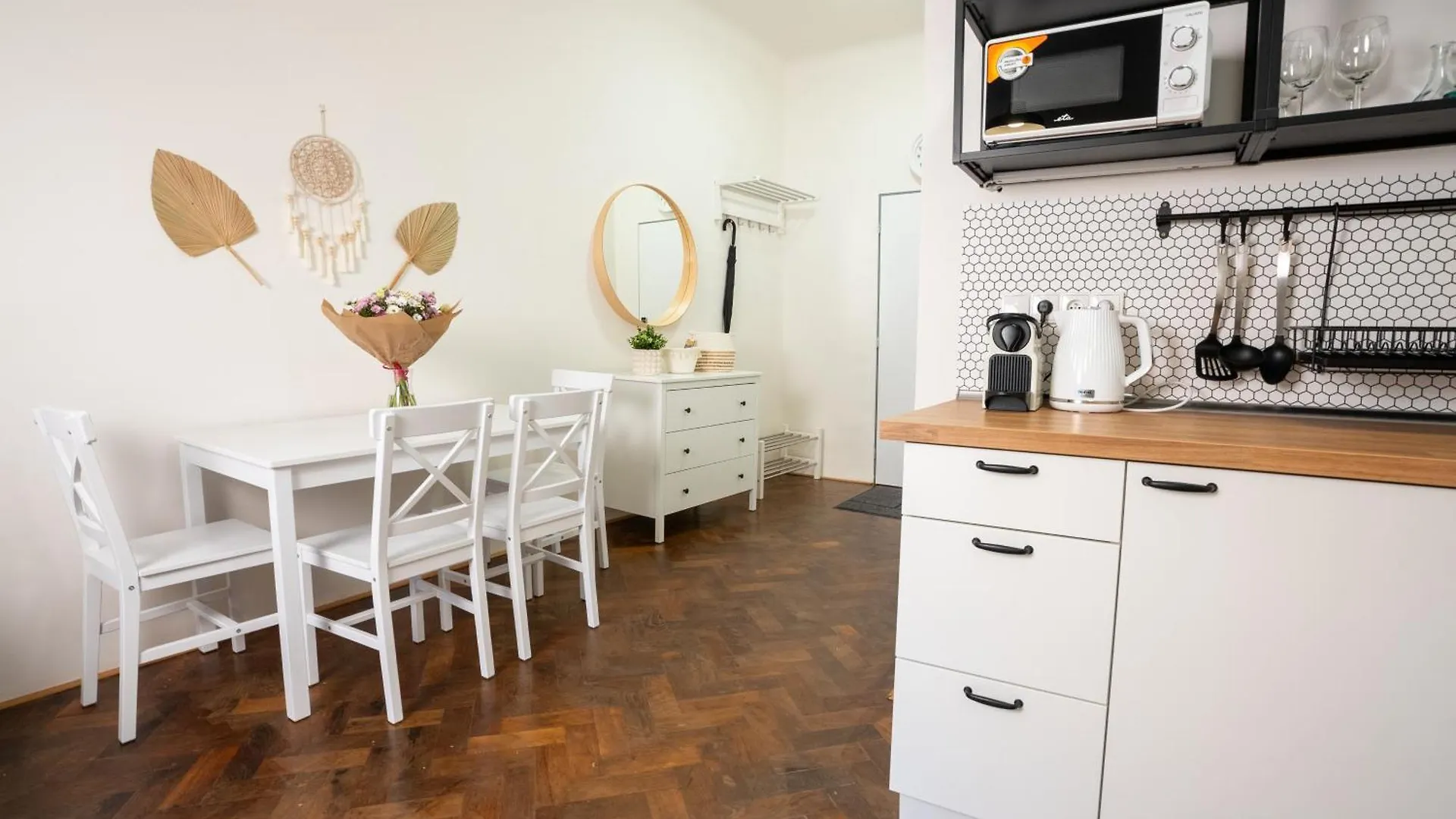 White Wolf House Hostel & Apartments Praga